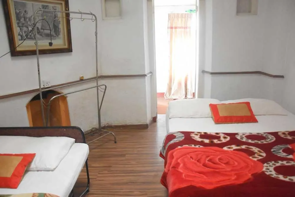 Gasthuis Nuwaraeliya Holiday Bungalow Nuwara Eliya Sri Lanka